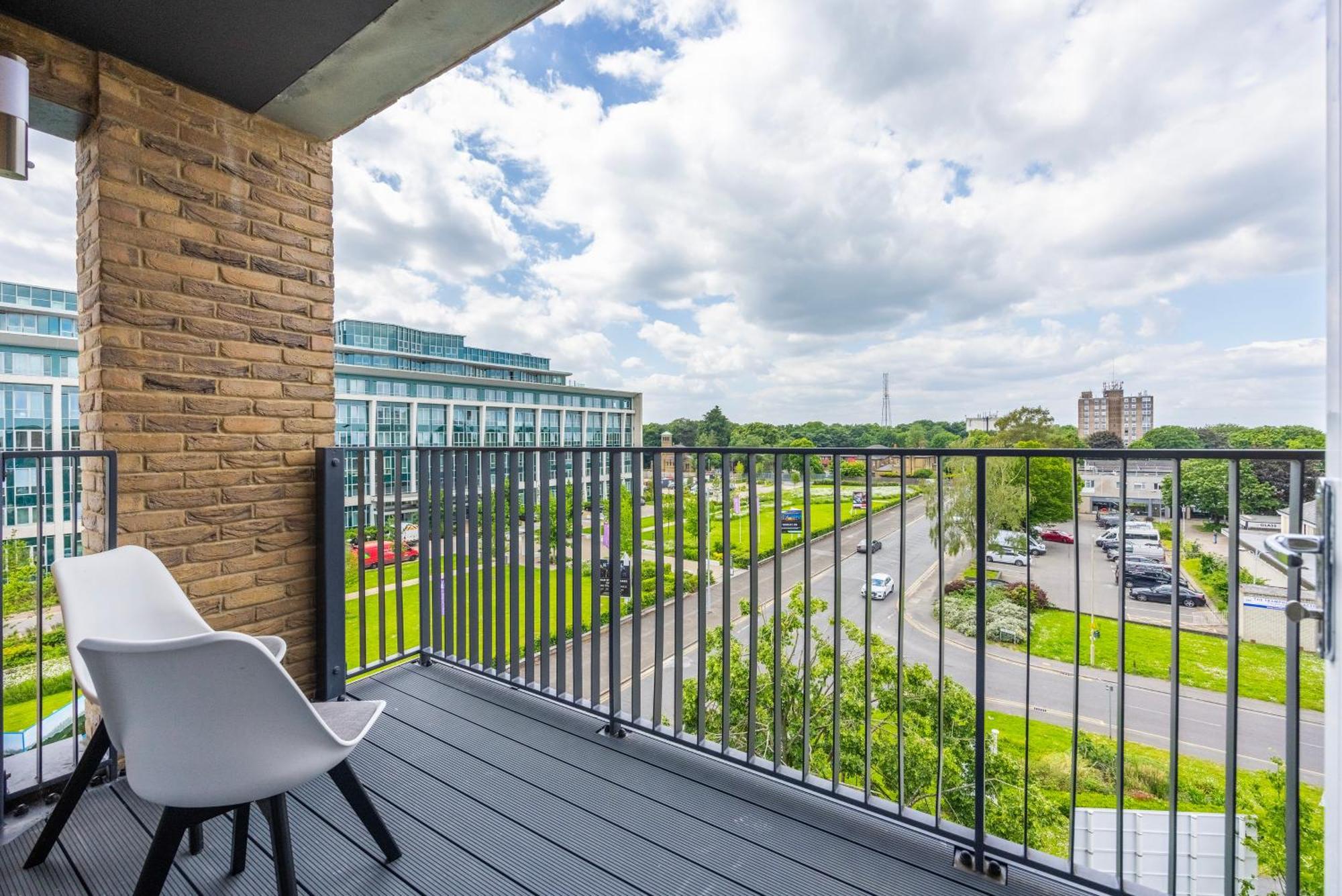 Brentwooddelight Apartment Luaran gambar